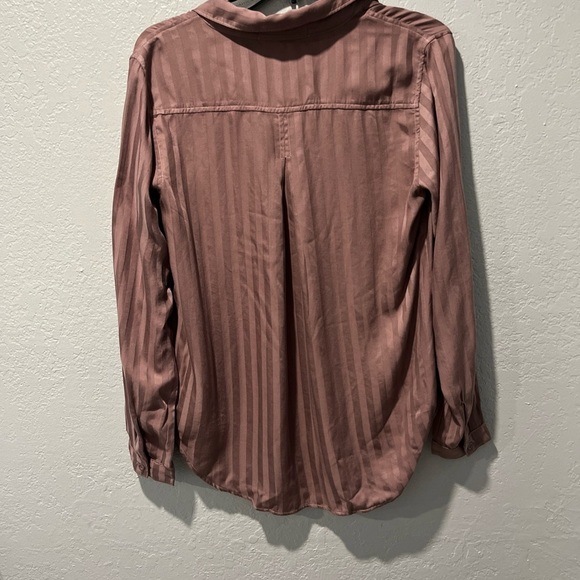 Cloth & Stone Anthropologie Top Mauve Grace Sateen Stripe Soft Button Down S - Picture 3 of 5